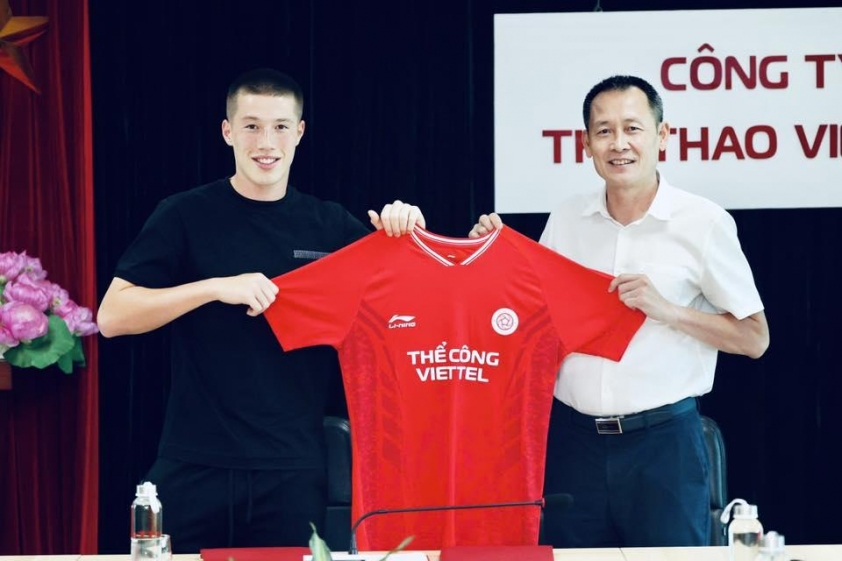 Sao trẻ Việt kiều Anh thay CLB mới tại V-League? 692887