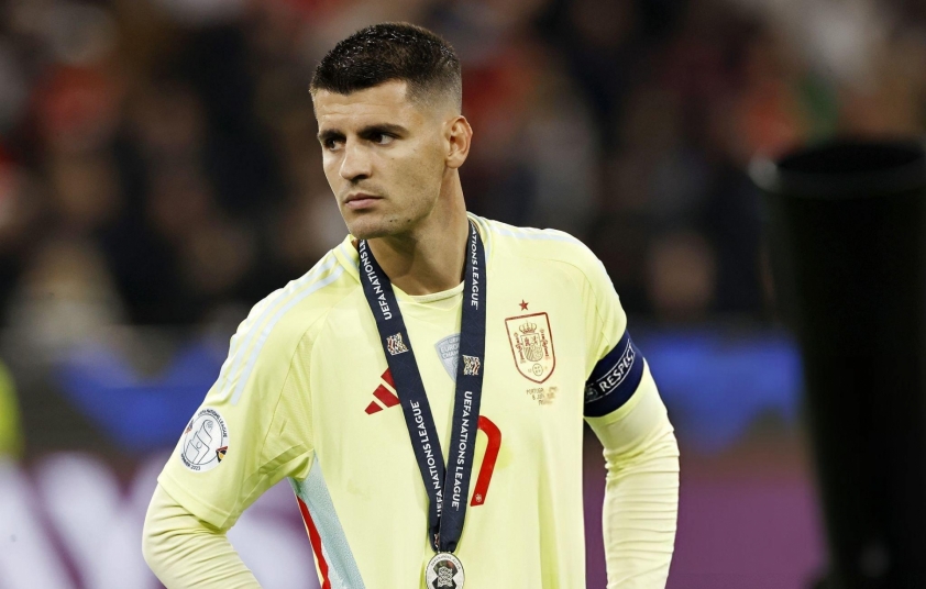 Sút trượt pen, Morata hé lộ chuyện giải nghệ ĐTQG-646968