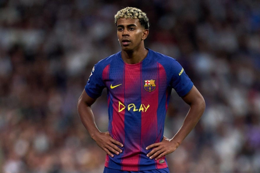 Yamal chiếm tới 60% tổng số lời lẽ lăng mạ ghi nhận được trên mạng xã hội (Ảnh: Barca Universal).